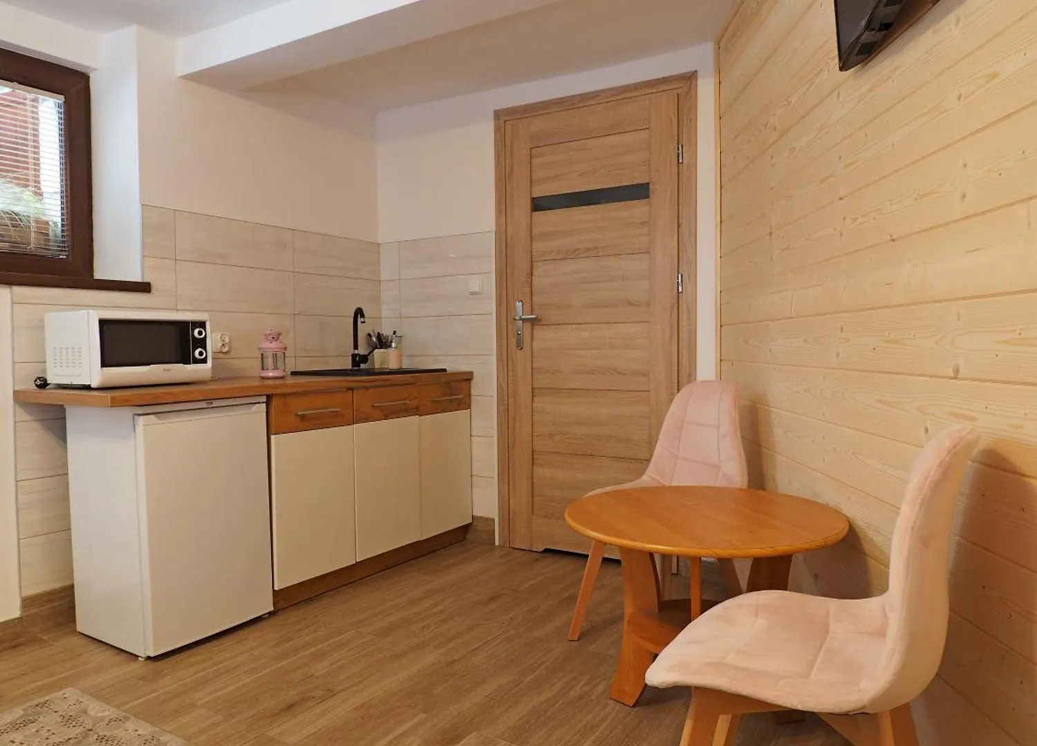 Homestay Pokoje Goscinne U Basi Zakopane Poland